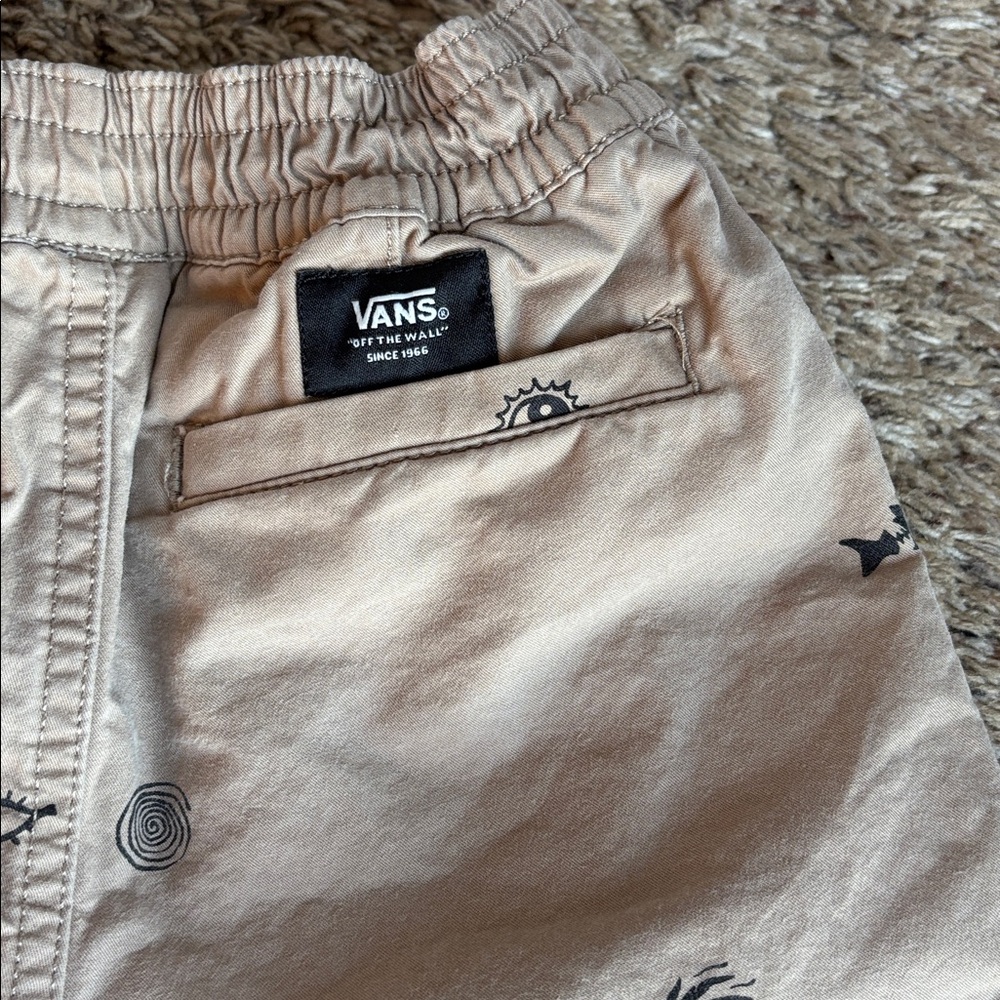 Vans shorts - Picture 2 of 5